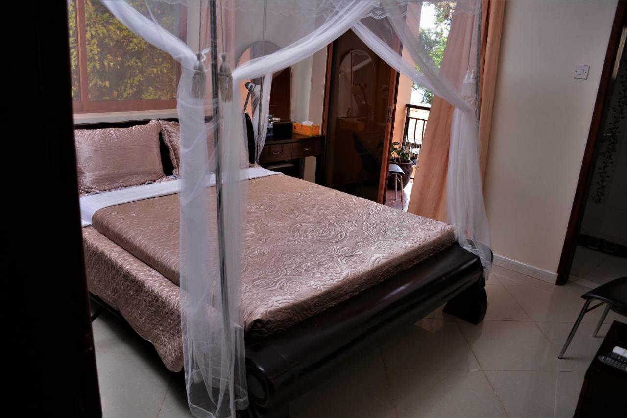 The Palms Beach Hotel And Restaurant Limited Entebbe Luaran gambar